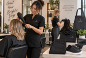 What should hairdressers wear to work?