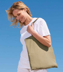 03829 Heather Beige Model