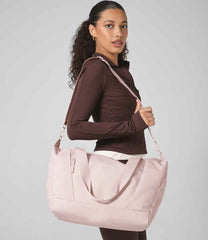 BG563 Fresh Pink Model