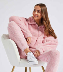 BH202 Blush pink Model