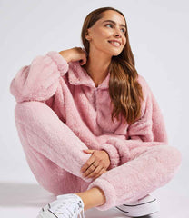 BH202 Blush pink Model