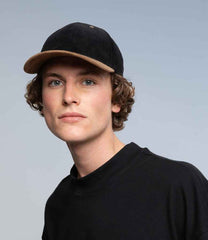 F9279 Black/Caramel Model