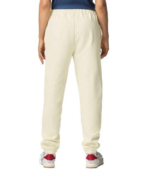 GD610 Off White Model