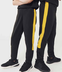 LV883 Black/Gold Model