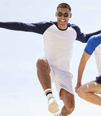 SS32 White/Deep Navy Model