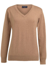 Brook Taverner Riga V-Neck Jumper | Moss